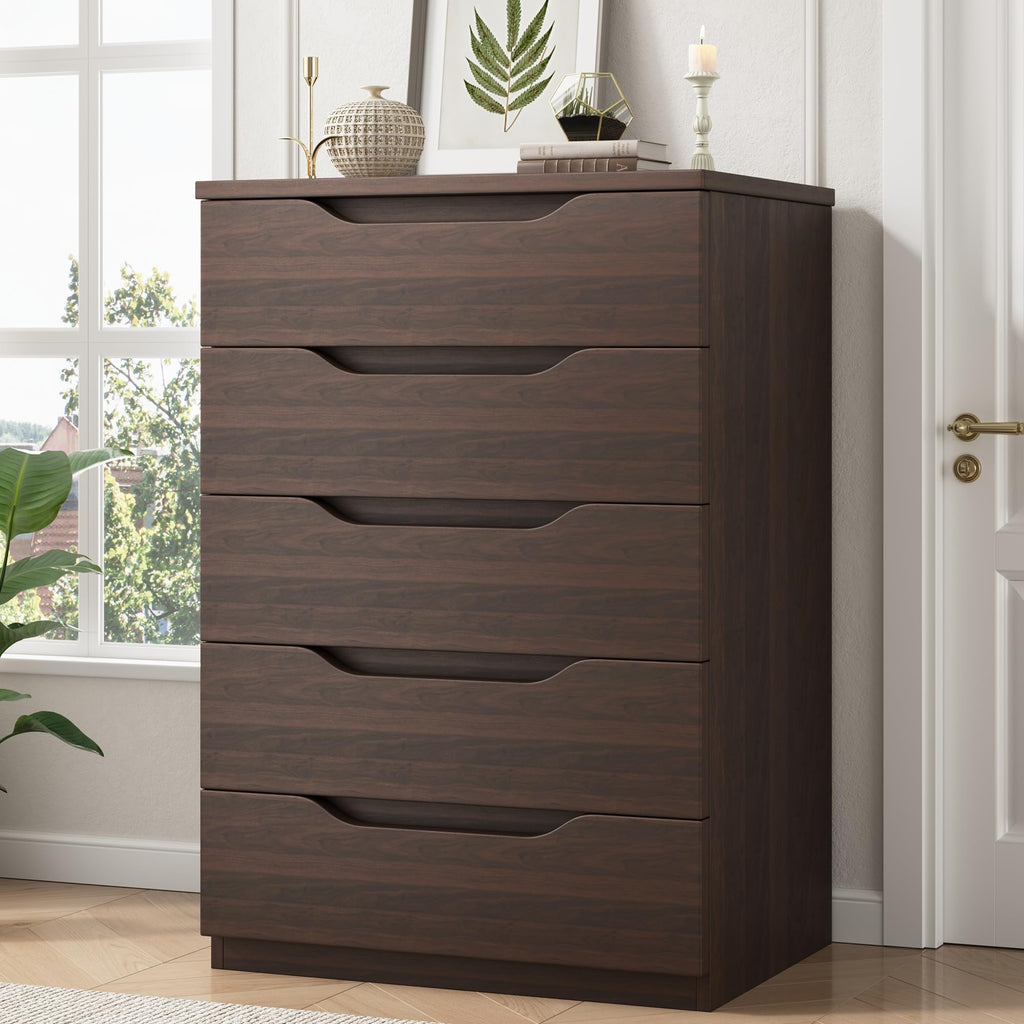 Brown 5 Drawer Dresser A98711