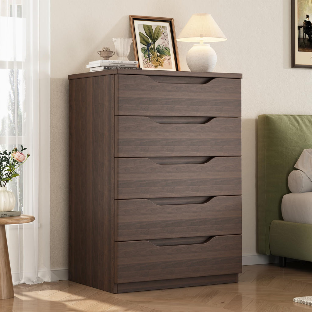 Brown 5 Drawer Dresser A98711