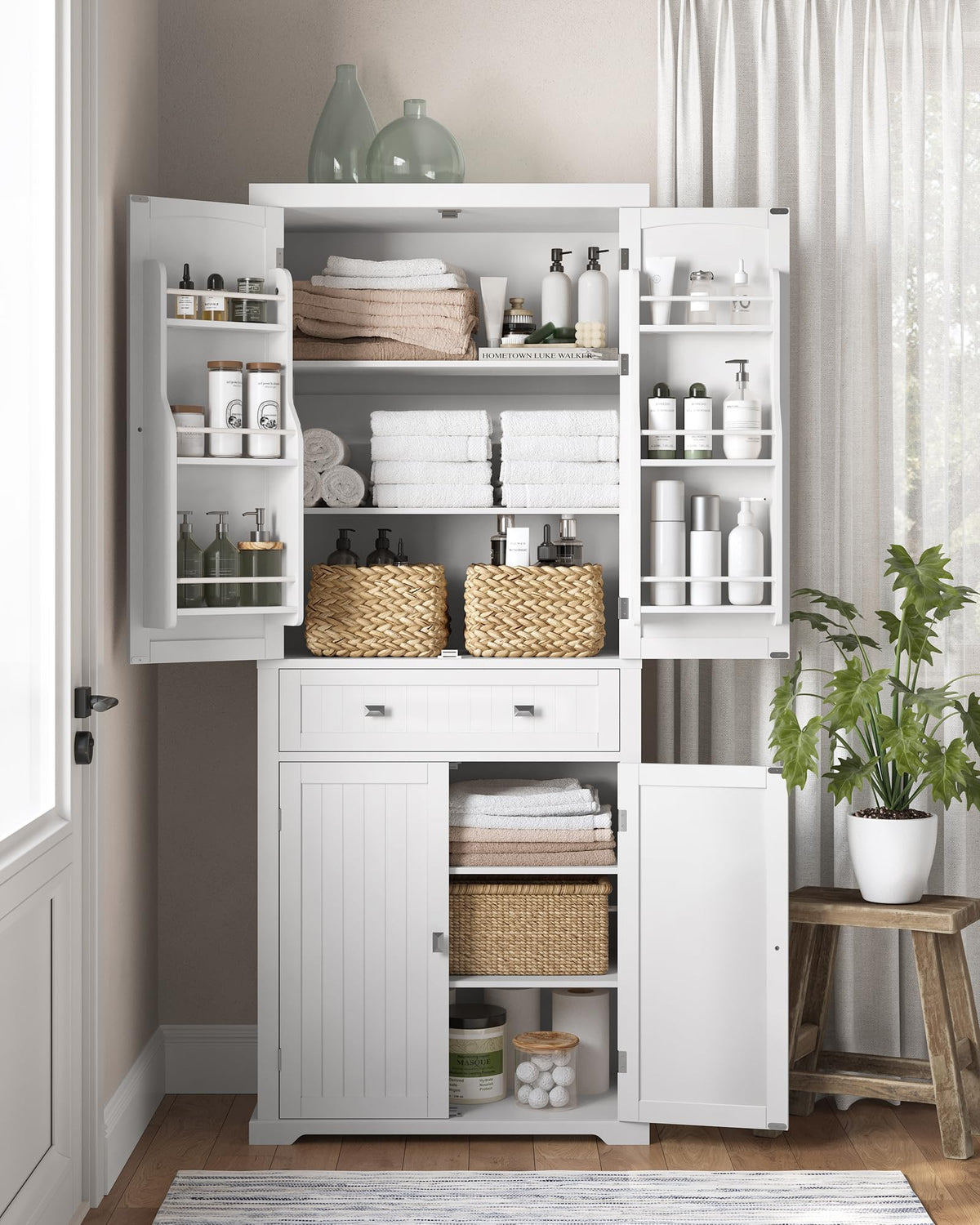 Freestanding Tall Cabinet with Drawer R913